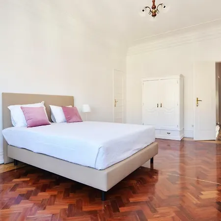 Πανσιόν Avenida